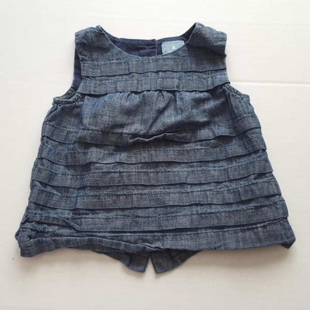 SOLD! Baby Shirt Shorts Skirt 4 Piece Lot 12-18M - Picture 4 of 8